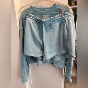 Athleta Seasoft Set-  never worn